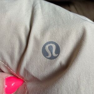 Lululemon Tan Men’s Active Shorts XL